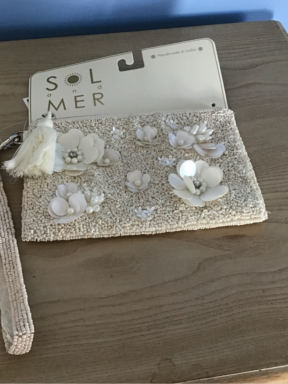 New Sol and Mer Cream Floral Beaded Pearlescent Wristlet Clutch